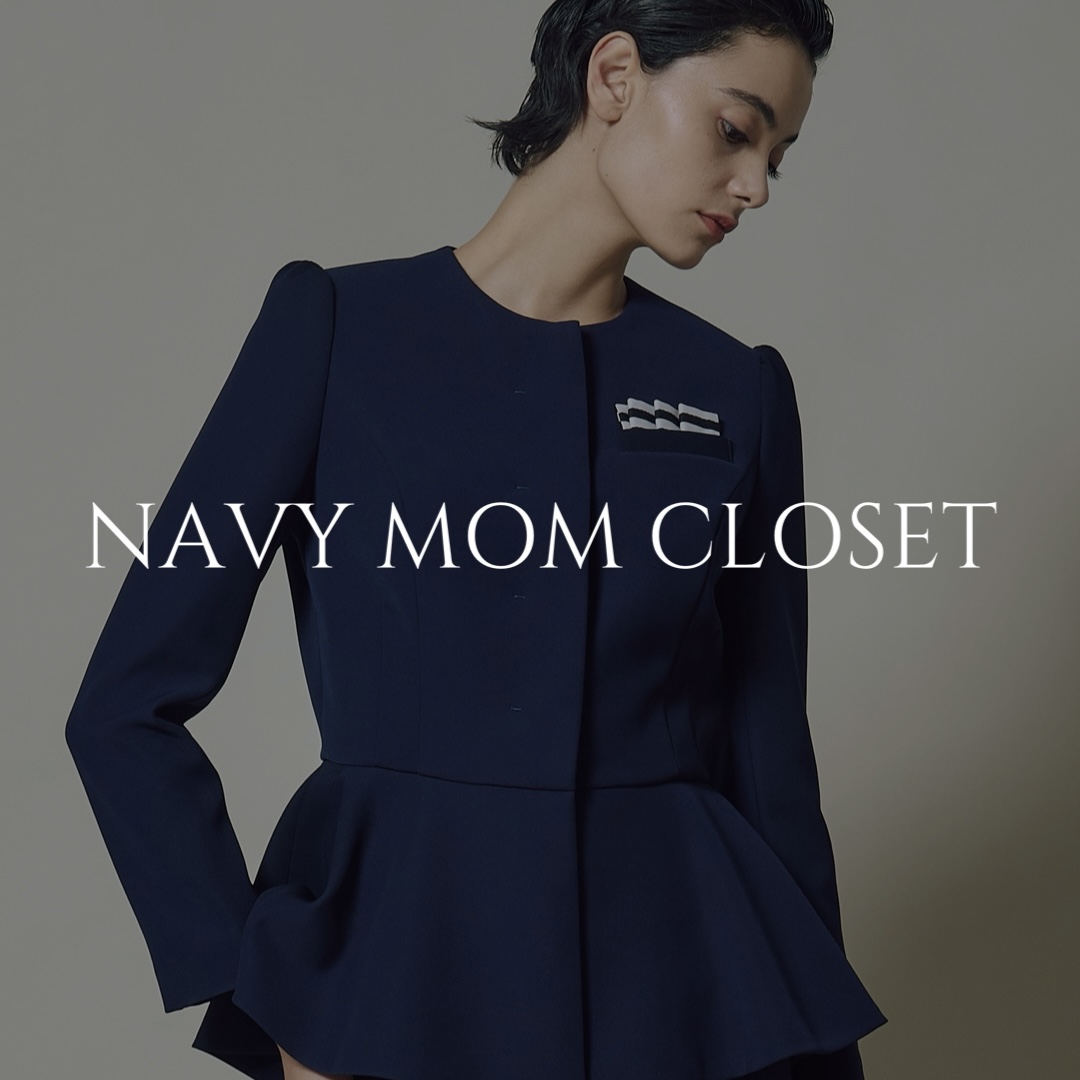 新品 BORDERS at BALCONY グレースショルダーブラウス ネイビー BORDERS at BALCONY 公式サイト丨CLASS BORDER